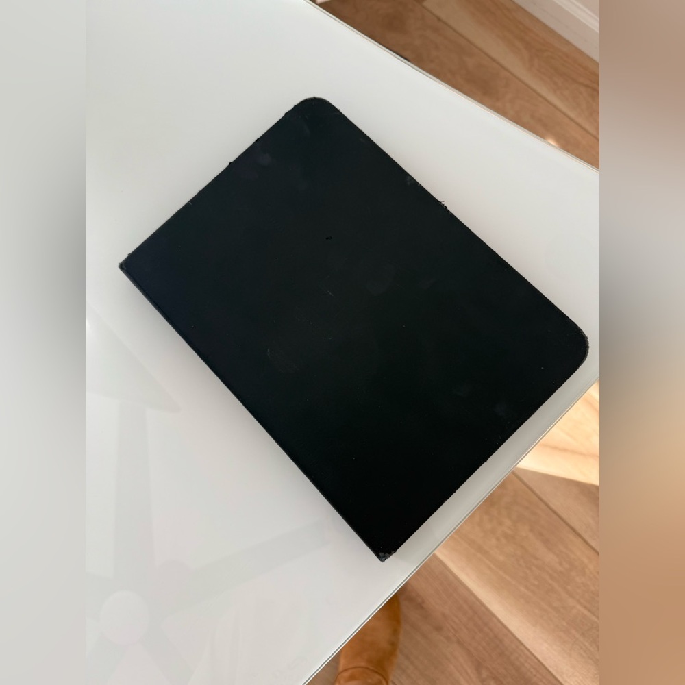 Apple iPad Air 2 with Anker Keyboard Case - Picture 6 of 7